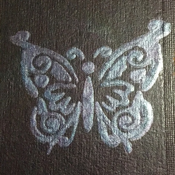 Meet your Posher, Alice - Picture 1 of 3